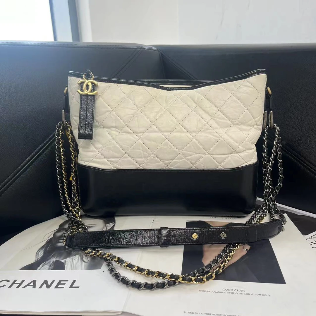 95新 Chanel/香奈儿 捐金沉珠/黑白拼色中号流浪单肩包