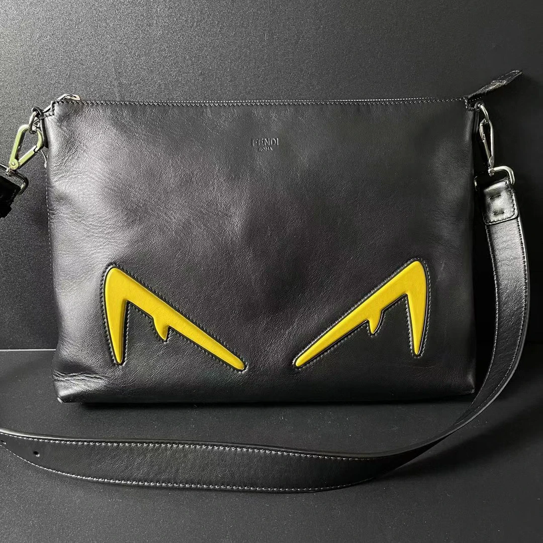 95新 FENDI/芬迪 捐金沉珠/芬迪/fendi/小怪兽斜挎包