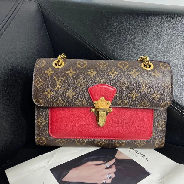 95新 LouisVuitton/路易威登 捐金沉珠/维多利亚链条包单肩