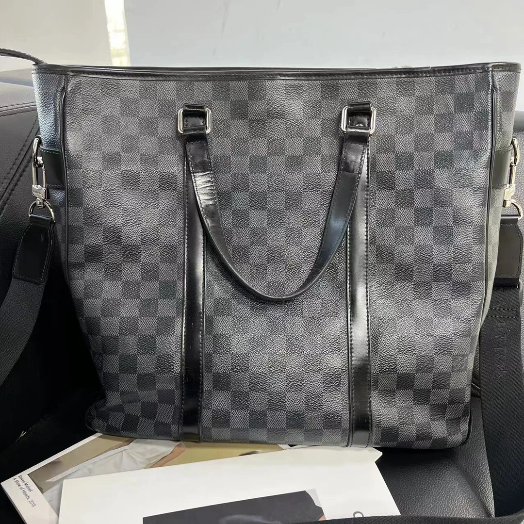 95新 LouisVuitton/路易威登 捐金沉珠/LV/黑色棋盘格斜挎包