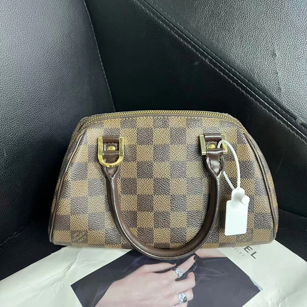 95新 LouisVuitton/路易威登 捐金沉珠/棋盘格小号元宝包