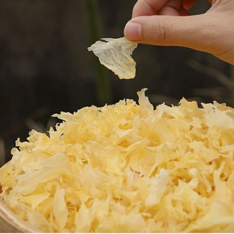 银耳桃胶雪燕雪莲子夏天不可缺的美味