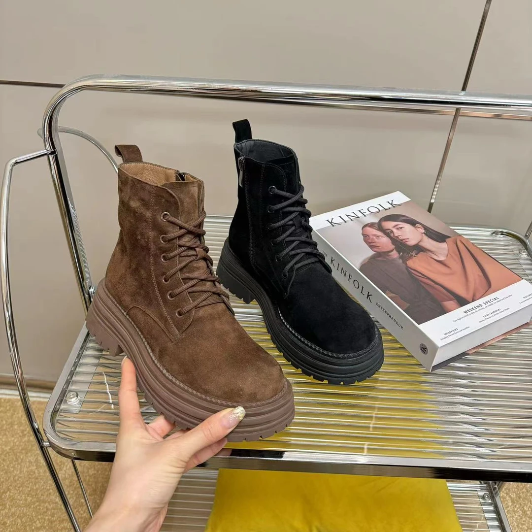 2024秋冬季新款英伦风时尚百搭侧拉链系带圆头厚底女马丁靴9825