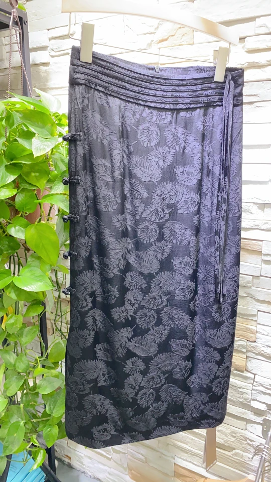 欧货中式盘扣开叉半身裙女2025春夏新款高腰显瘦中国风提花中长裙