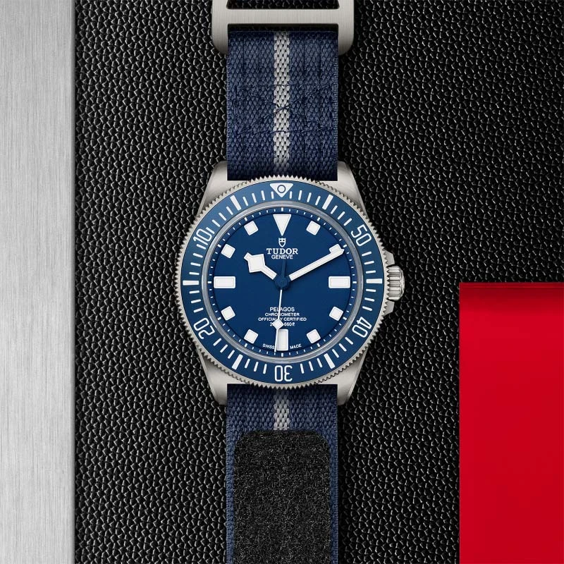全新未使用 TUDOR/帝舵 领潜M25707B/42mm/经典时尚全自动机械表