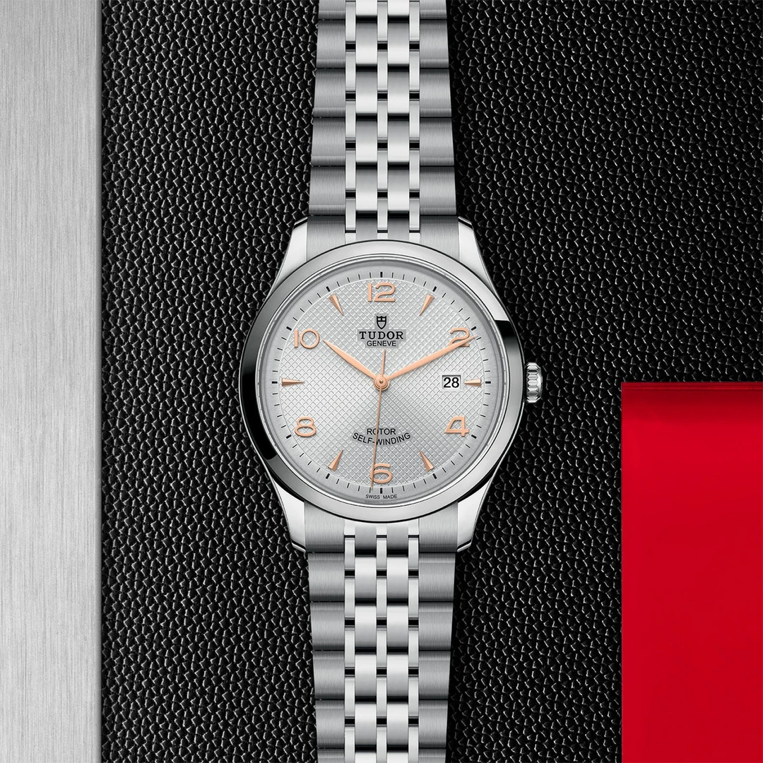 全新未使用 TUDOR/帝舵 1926系列银盘金针/28-41mm/经典机械男表