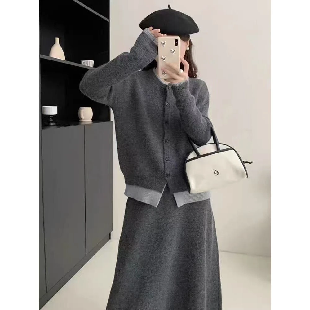 假两件开衫半身裙套装女秋休闲慵懒风气质显瘦两件套X941