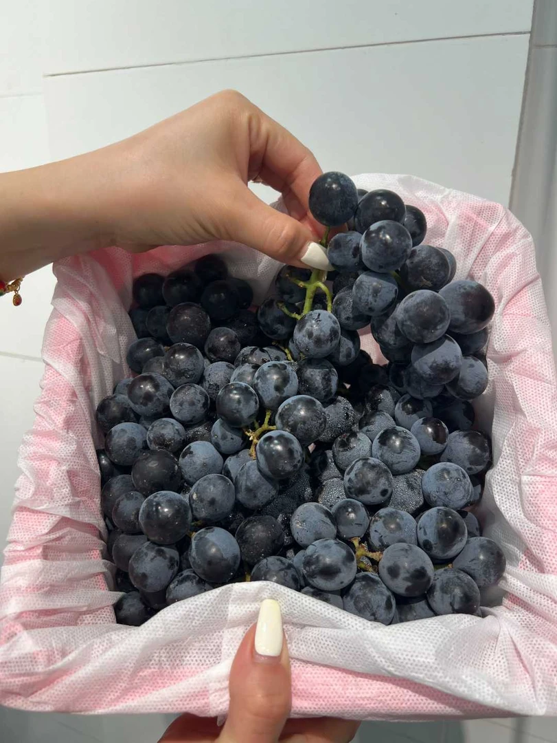 【珠海摩尔广场店】新疆无籽葡萄1箱(3斤)
