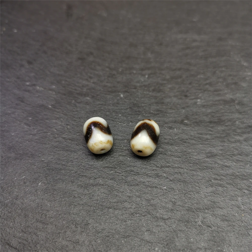 藏传T珠虎牙光面10mm隔珠一对佛珠手串配饰凤眼菩提甘丹拉