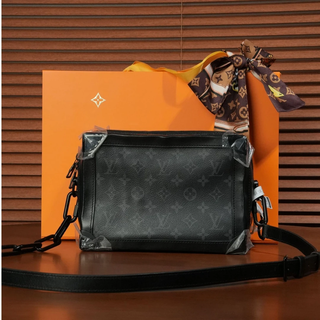95新 LouisVuitton/路易威登 黑色盒子老花斜挎包/优尔严选/60557