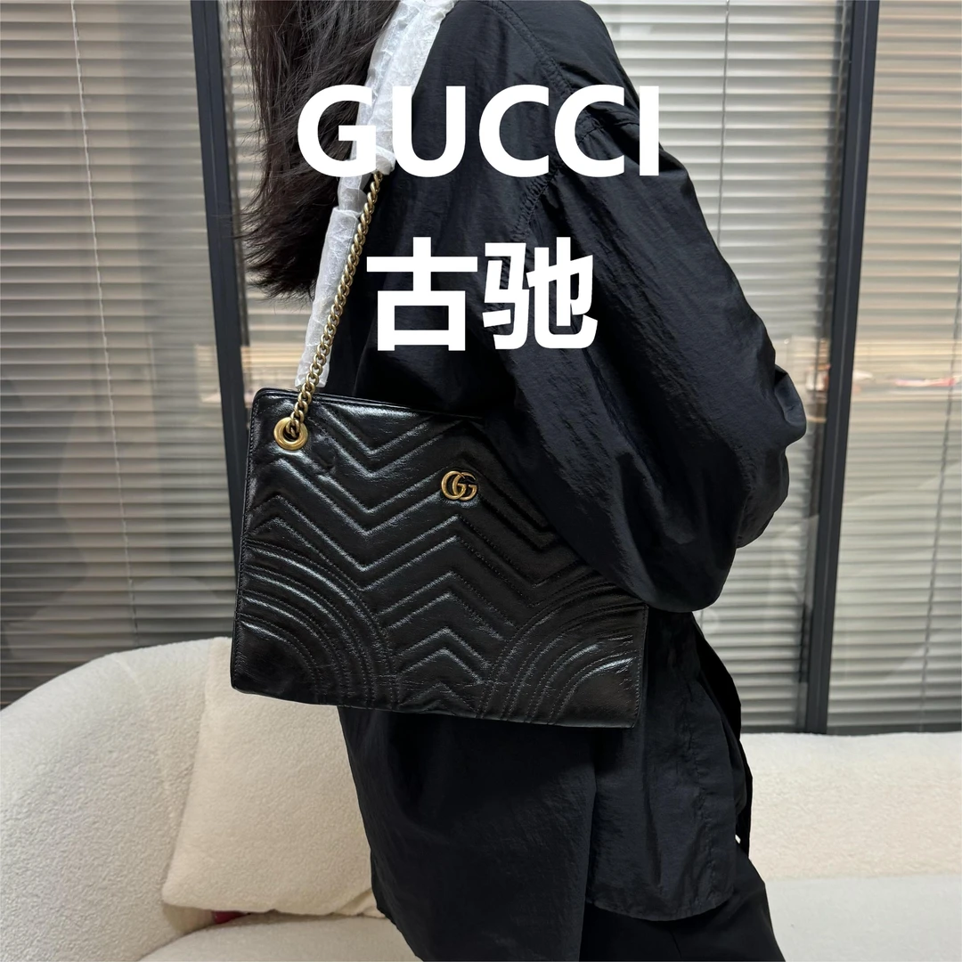 95新 GUCCI/古驰 黑色马蒙夹子包斜跨包/甜甜精选/H04107
