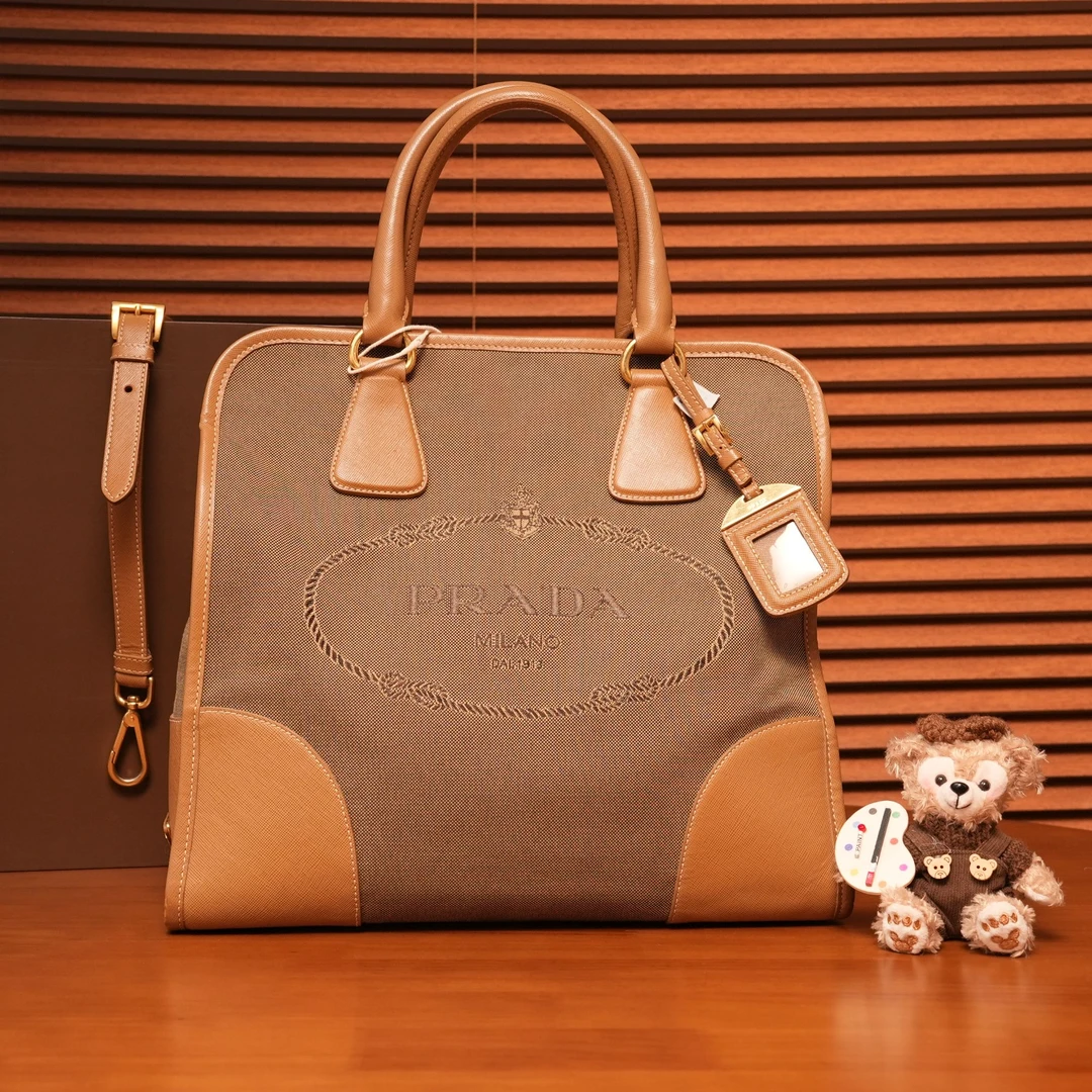 95新 Prada/普拉达 棕色徽标手提单肩包/优尔严选/63900