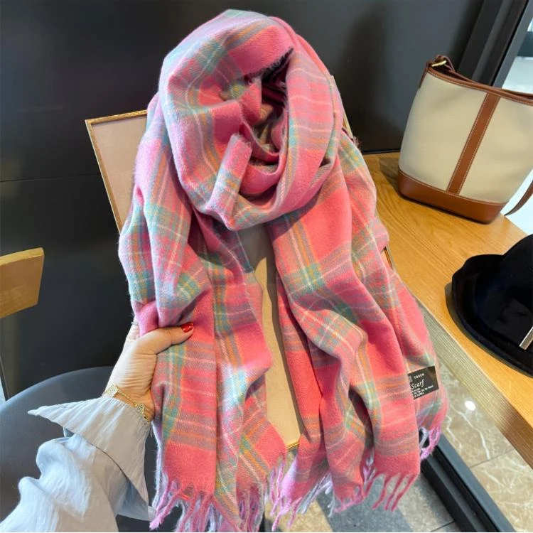 小红书粉色格子双面加厚韩系围巾冬季女披肩外搭保暖学生百搭围脖