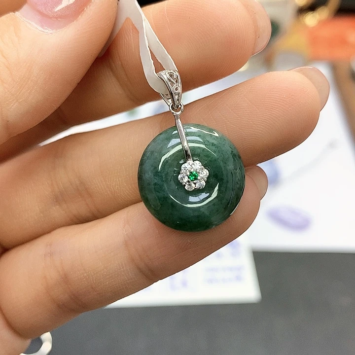 翡翠吊坠(不含链)银S925镶嵌平安扣