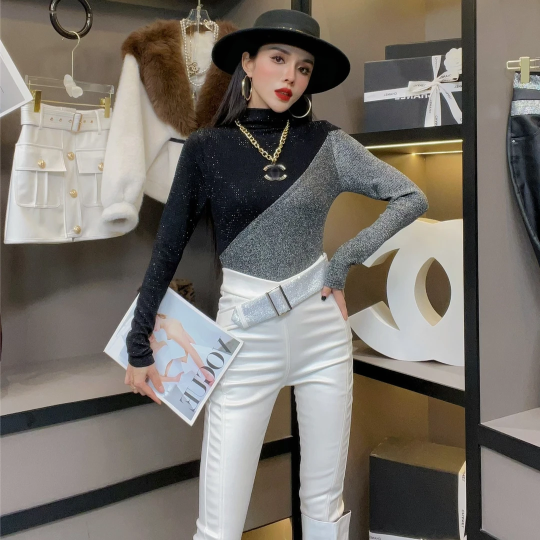 （工厂清仓，码数偏大介意勿拍）重工款冬季加绒腰带烫钻小脚皮裤