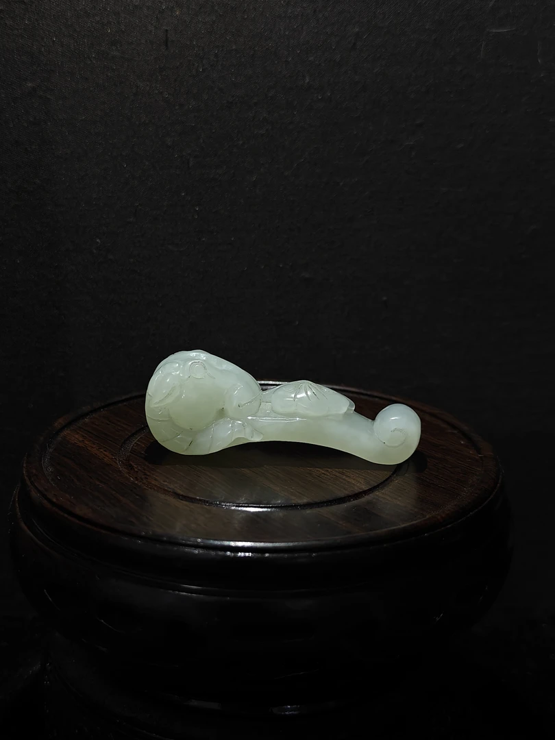 和田玉白玉精品'羊如意'