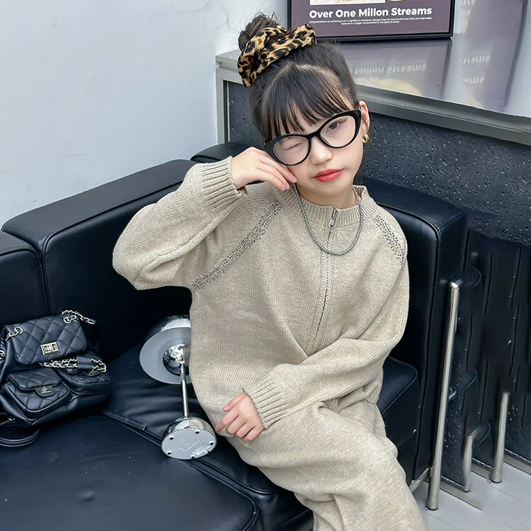 秋季女童韩版休闲烫钻套头针织毛衣直筒裤两件套洋气春秋装