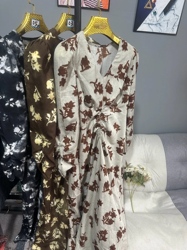 新款春秋款连衣裙碎花女装连衣裙