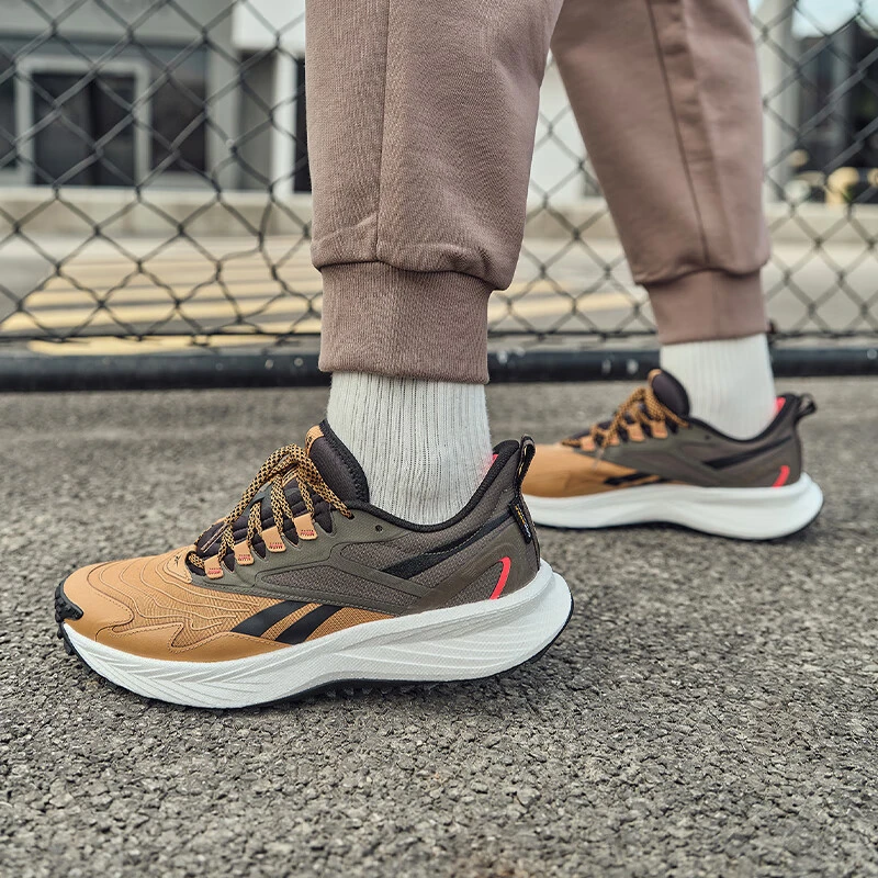 Reebok秋季新款男女同款FLOATRIDE ADVENTURE专业跑步鞋100033457