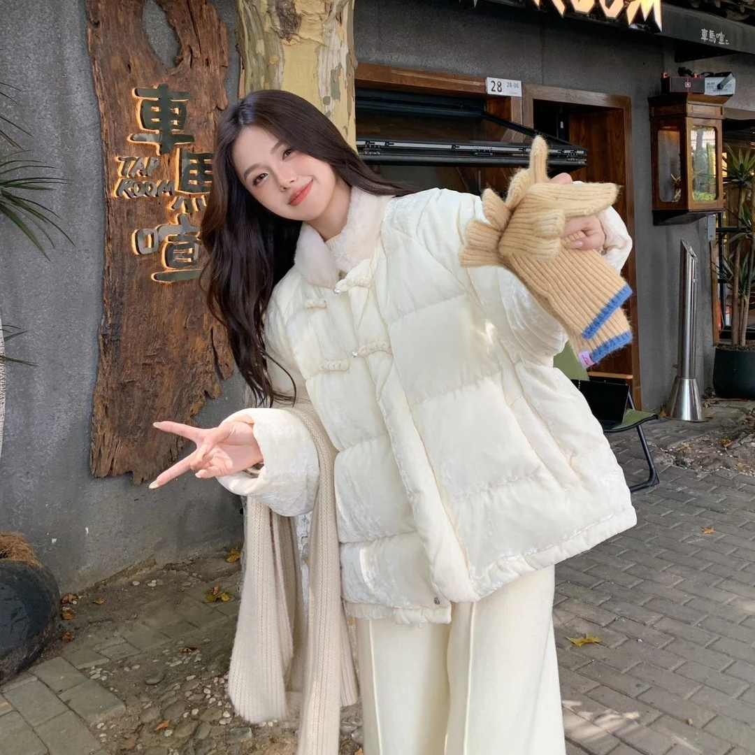 波司澄新中式国风盘扣羽绒服女2023年新款冬季高级感保暖