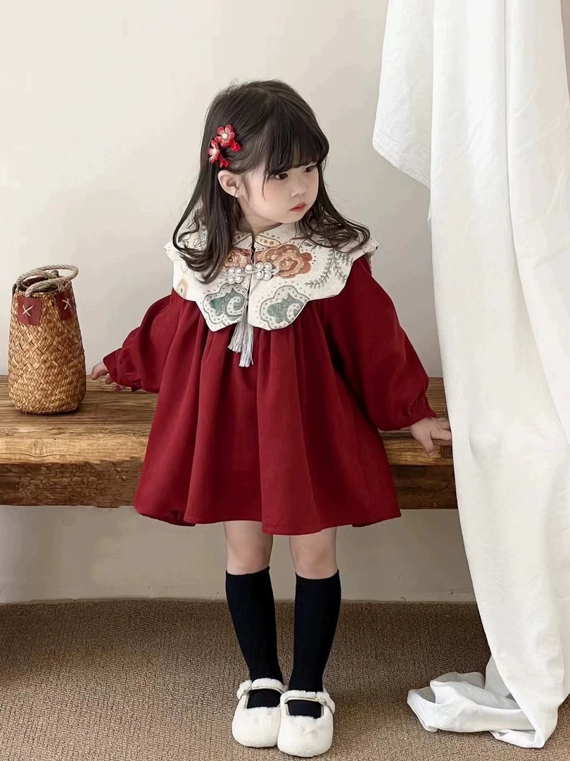 女童冬季刺绣云肩连衣裙儿童新年红色裙子新中式拜年服