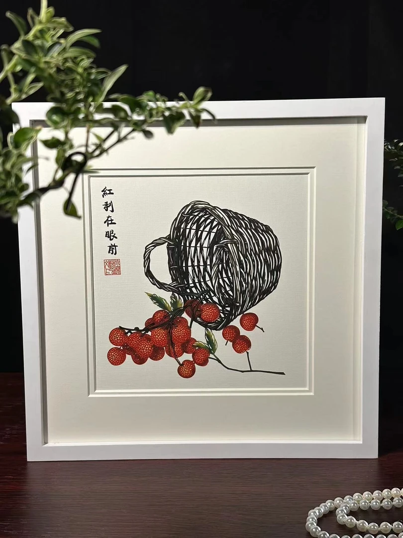 【红利在眼前】中国风特色礼品蔚县手工剪纸窗花实木挂件礼品