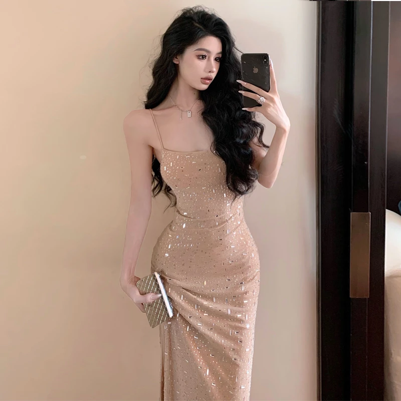 重工镶钻名媛吊带裙气质连衣裙女2024春款女装高级感包臀长裙礼服