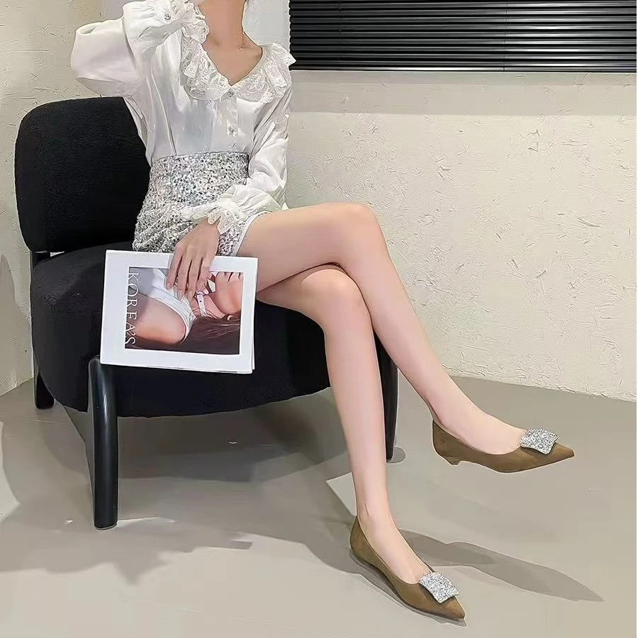 【330】尖头新款法式晚风平底低跟水钻方扣浅口女单鞋