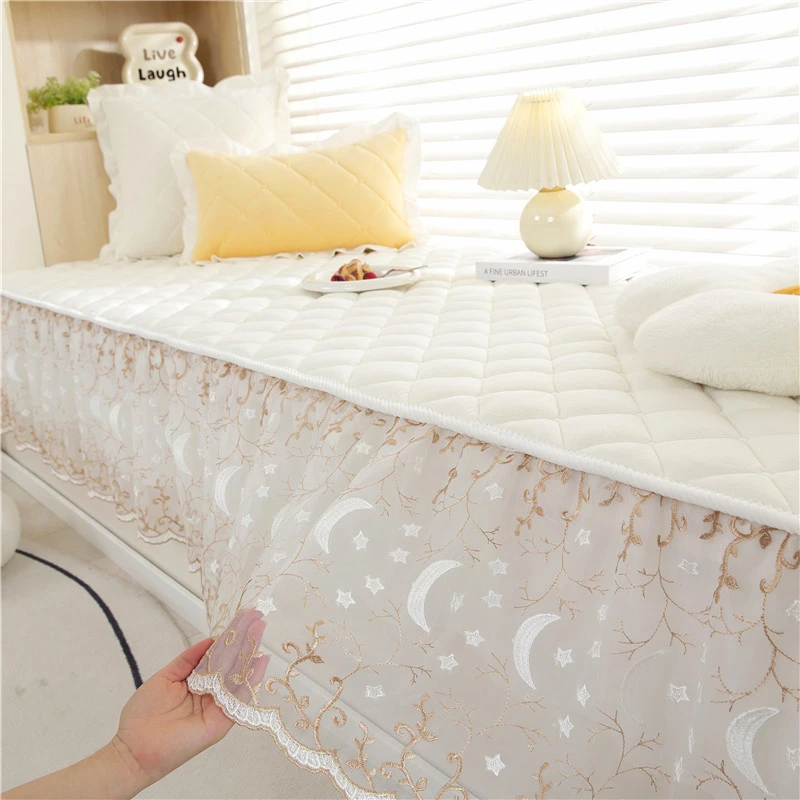 蕾丝垂边公主风飘窗垫网红卧室阳台加厚窗台垫防滑窗台飘窗垫定制