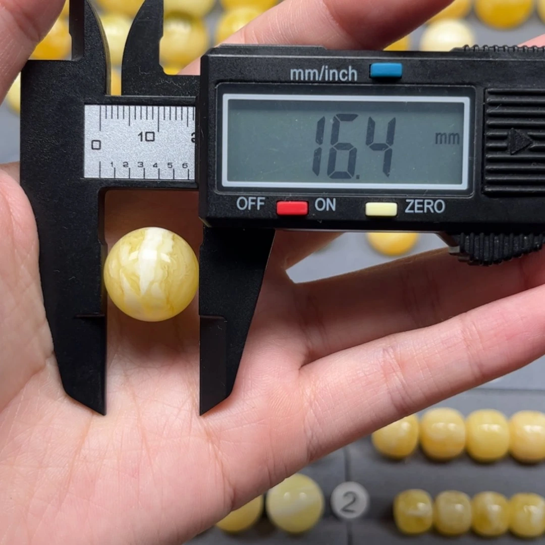 【闪购商品】琥珀裸石未镶嵌s**b