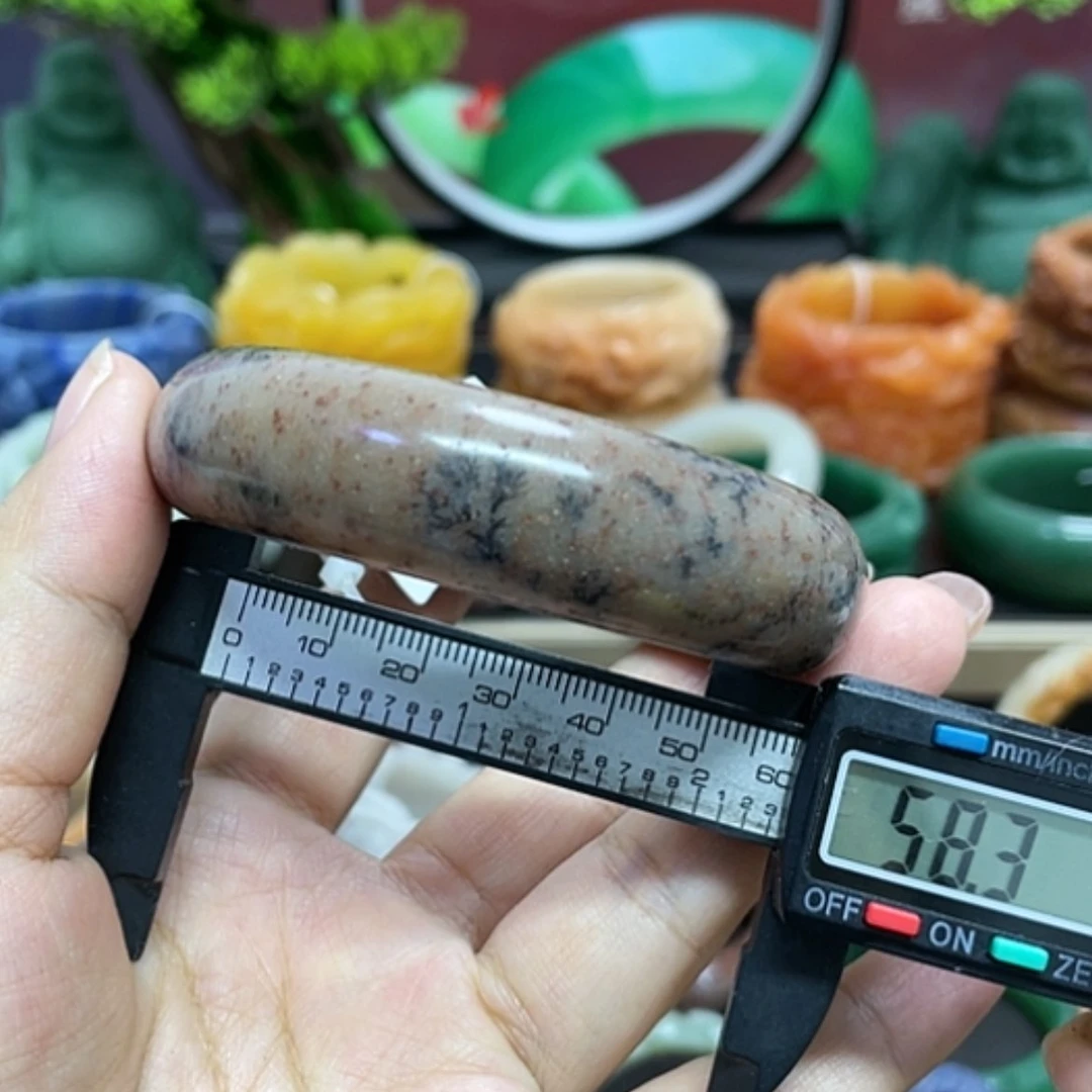 【闪购商品】石英质玉手镯未镶嵌