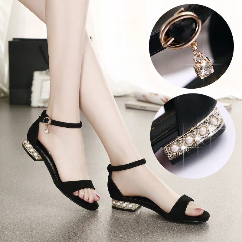 韩版平底凉鞋女2025夏季新款百搭平跟低跟一字扣带大码孕妇女鞋42