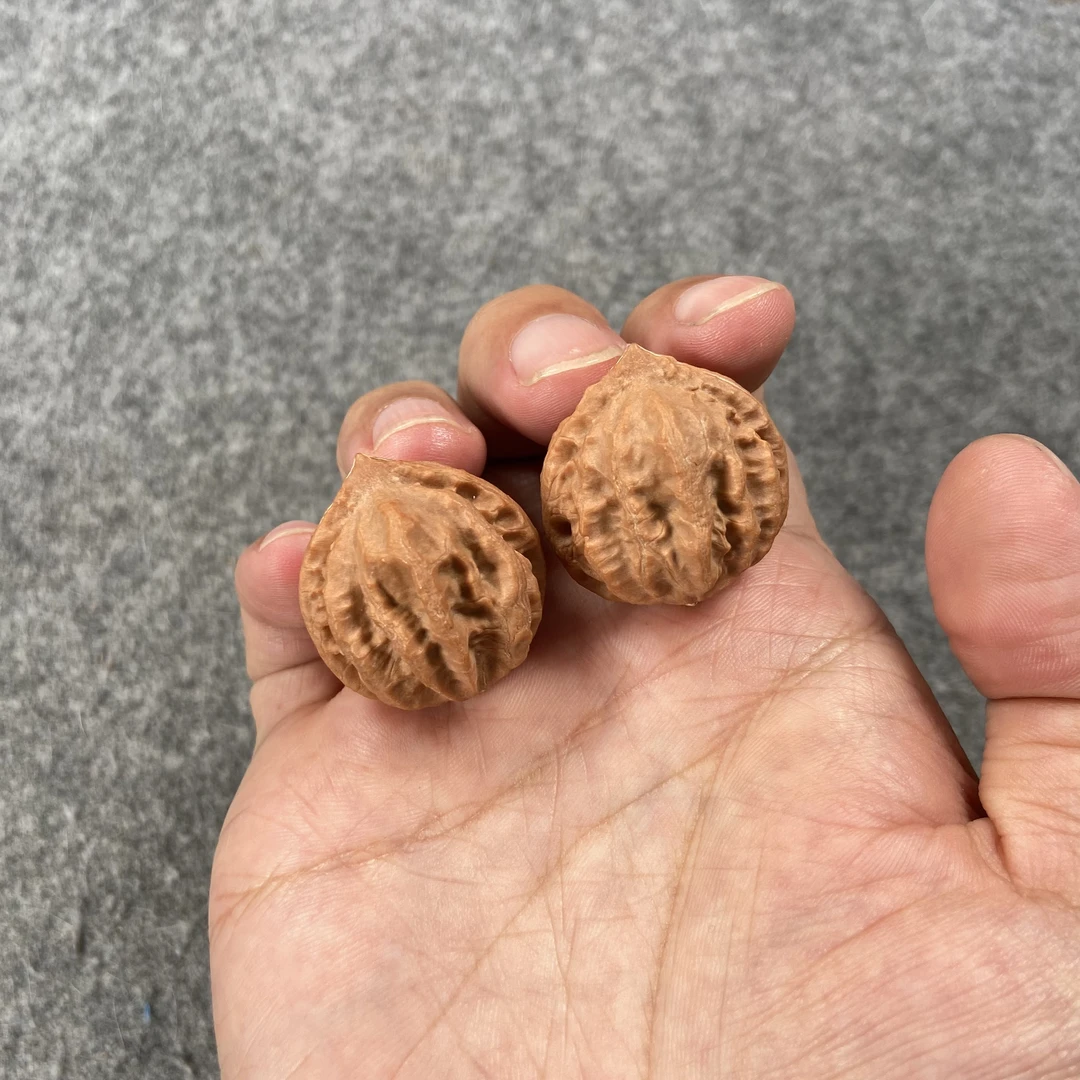 文玩核桃手捻 多楞顺公子帽 原皮尺寸约2.5cm