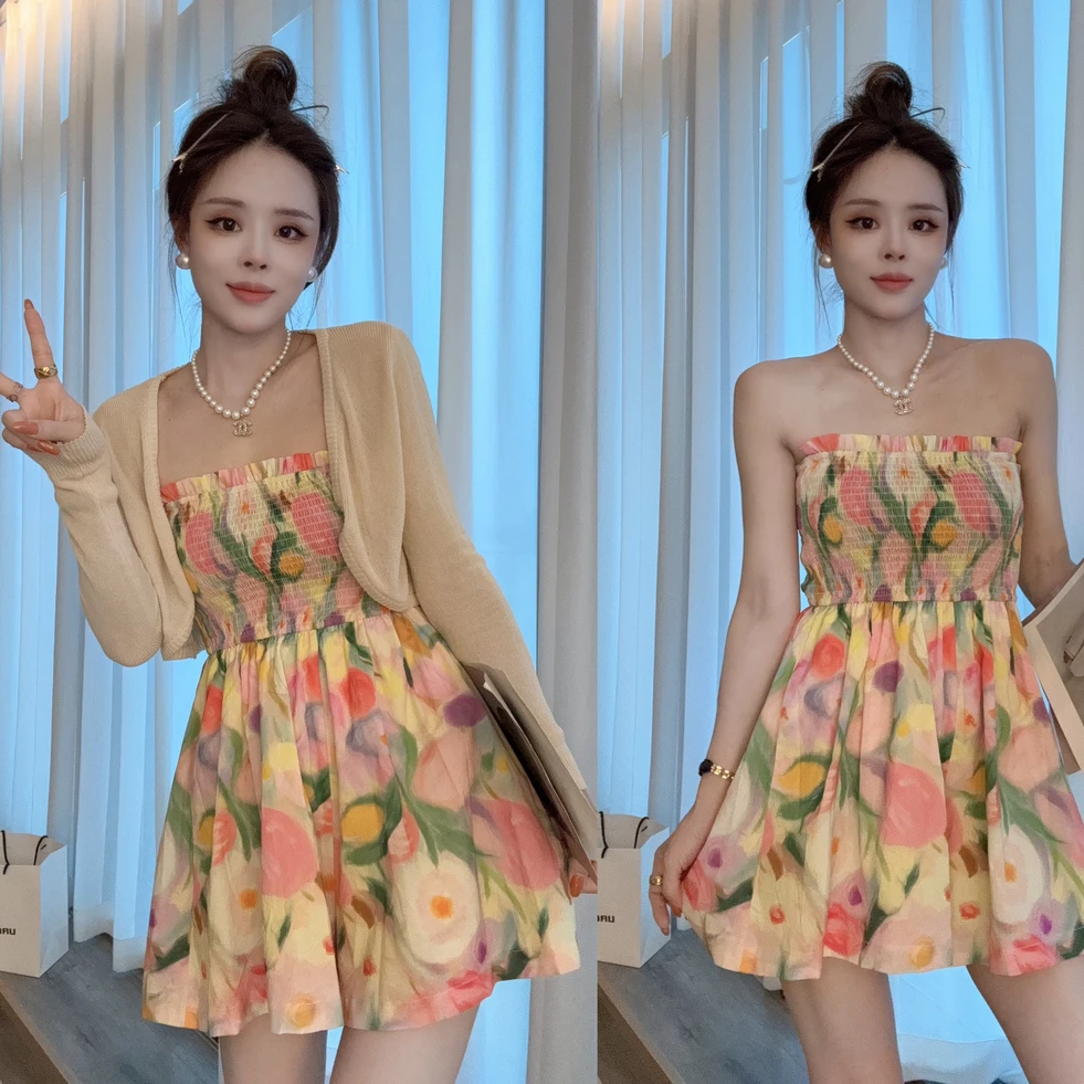2025春夏季新款百搭时尚碎花抹胸女装连衣裤 +时尚开衫两件套