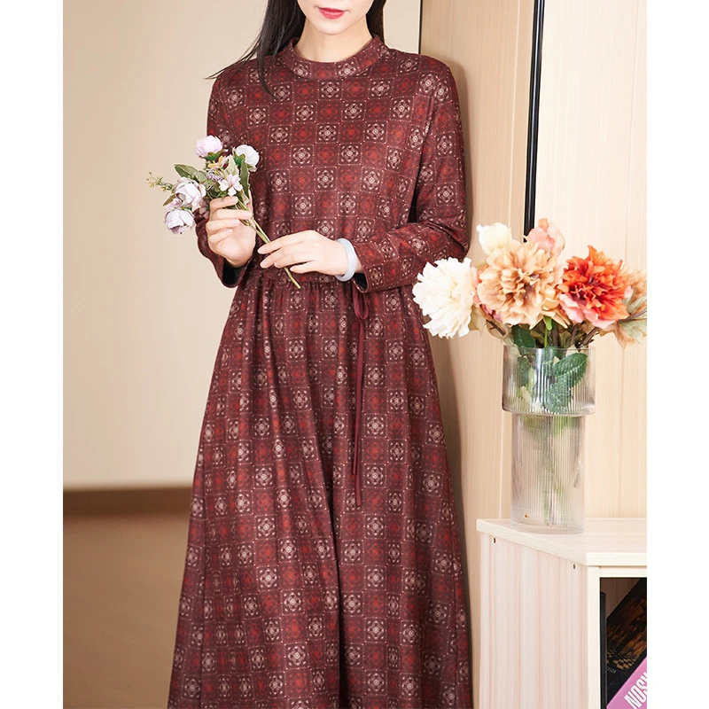 迪欧芙2023年冬季新款轻奢高级时尚洋气长袖款连衣裙女#DLQ15953