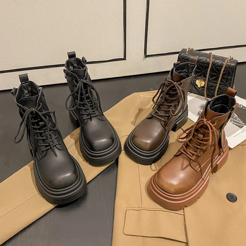 贾不假品牌-爆款马丁靴2023秋冬新款英伦风厚底潮流加绒女款短靴