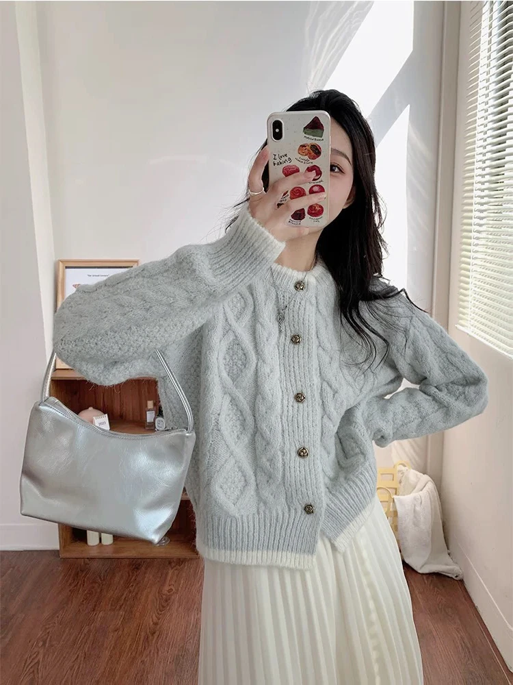 【现货】韩系秋冬慵懒风圆领针织衫海盐汽水蓝开衫毛衣女 A177