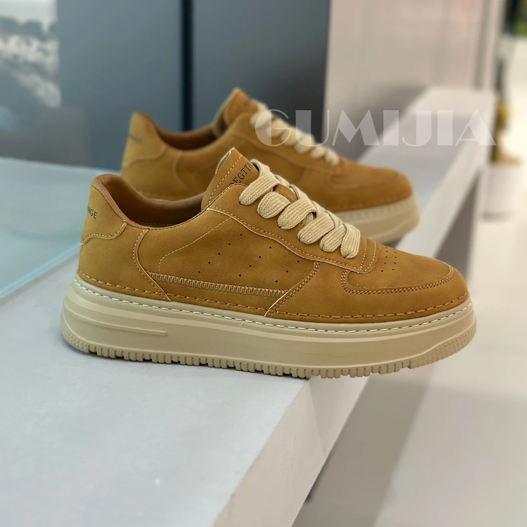 Gumijia/古米茄秋冬加厚潮流厚底潮鞋跑步男鞋男士运动休闲8831