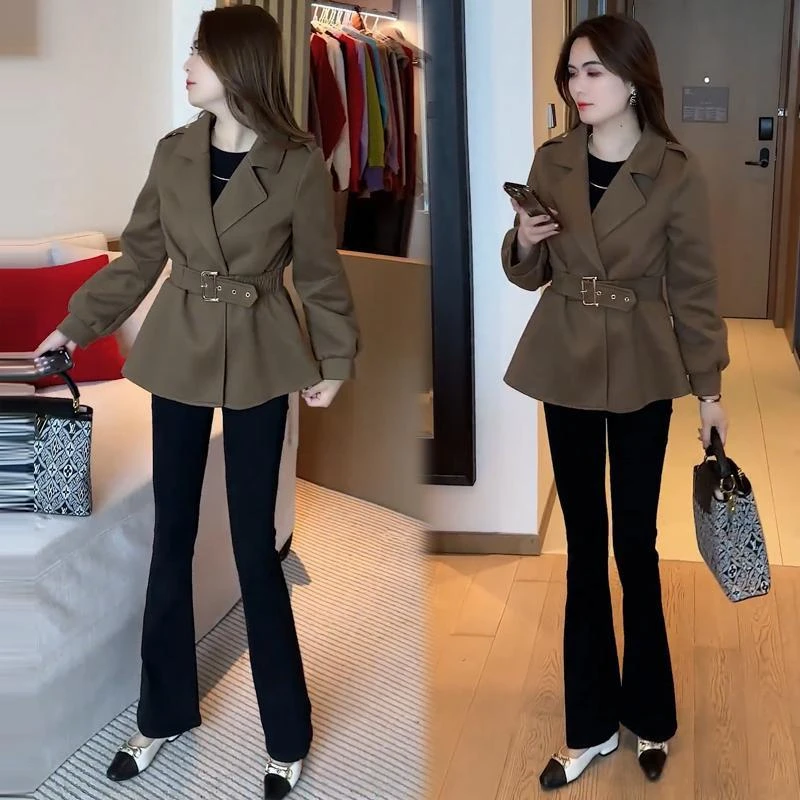 毛呢外套女2024冬季新款洋气收腰显瘦短款夹棉加厚小个子呢子大衣