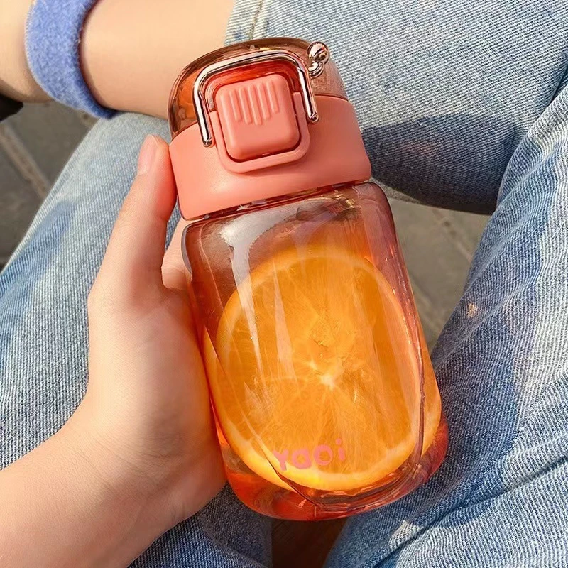 新款夏天夏季随手杯子男女学生儿童水杯可爱便携高颜值塑料直饮杯