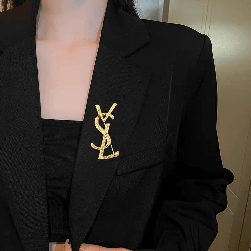 合金胸针 小香风轻奢小西装胸针女时尚设计感小众精致ins胸花别针