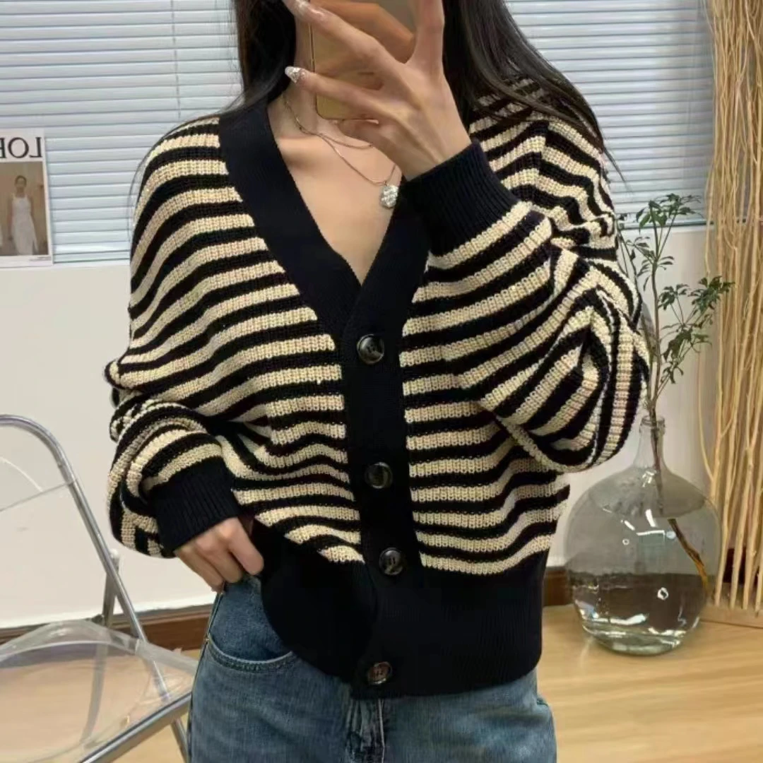 虎儿 3-1111 条纹亮片针织开衫