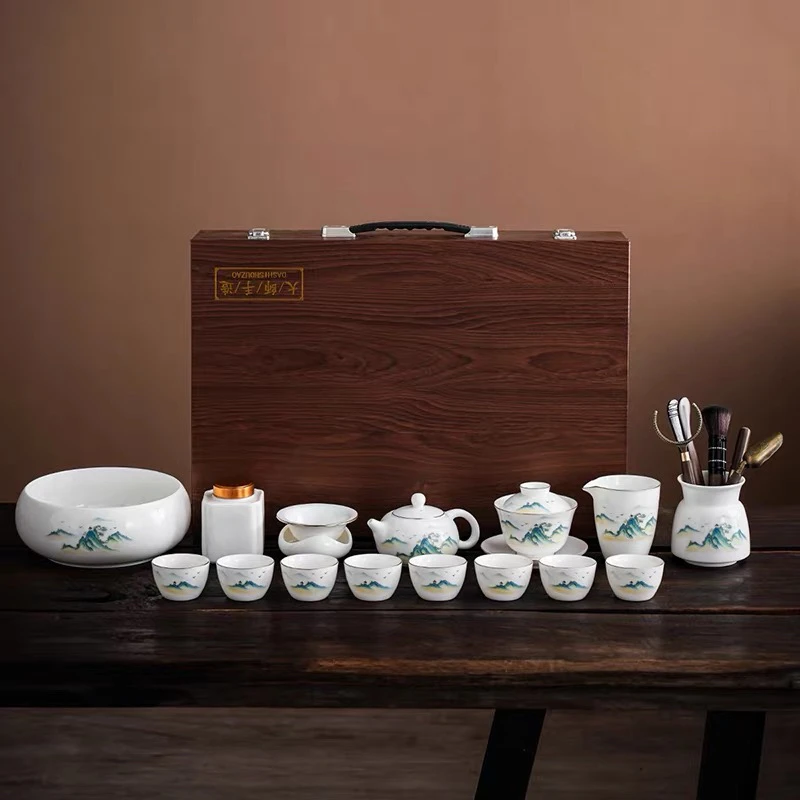 A 120羊脂玉千里江山十六头大全套带茶洗