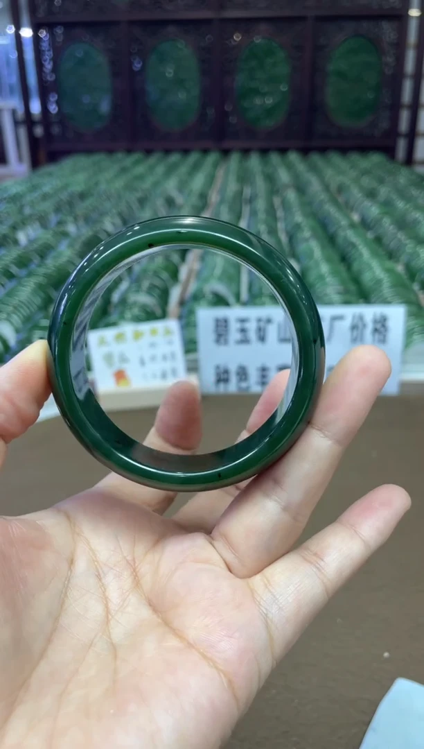 【闪购商品】和田玉（碧玉）手镯未镶嵌俄罗斯碧玉