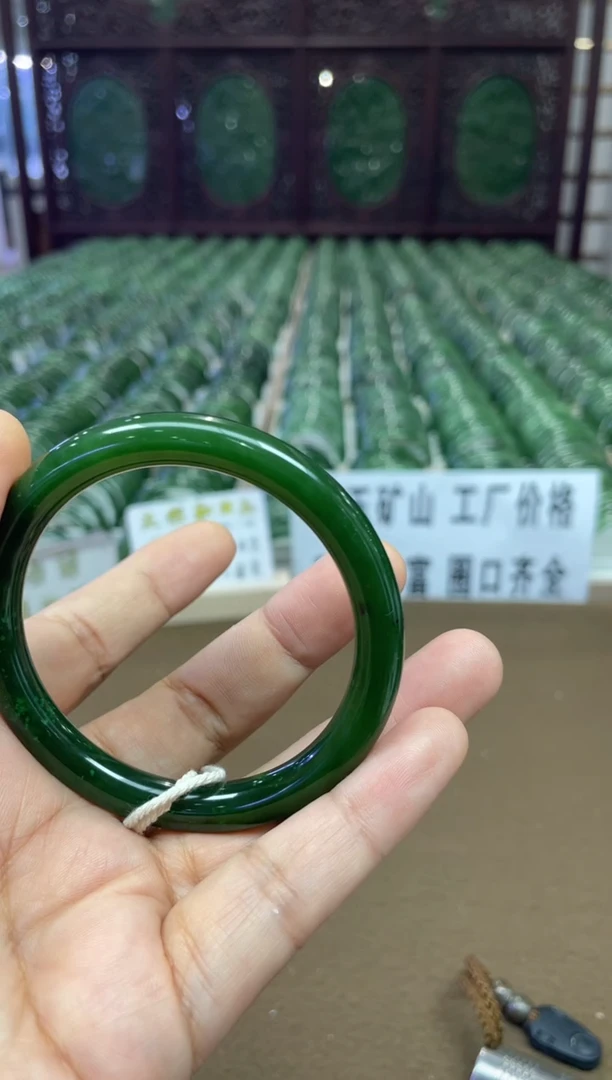 【闪购商品】和田玉（碧玉）手镯未镶嵌俄罗斯碧玉口径56