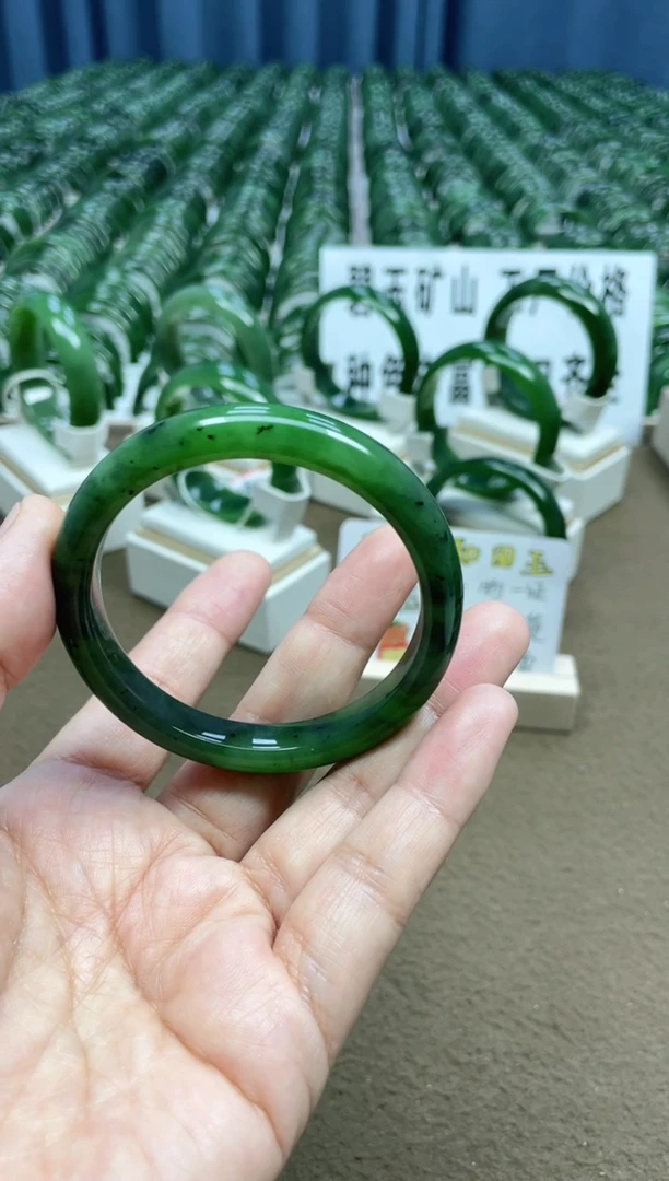 【闪购商品】和田玉（碧玉）手镯未镶嵌俄罗斯碧玉口径55