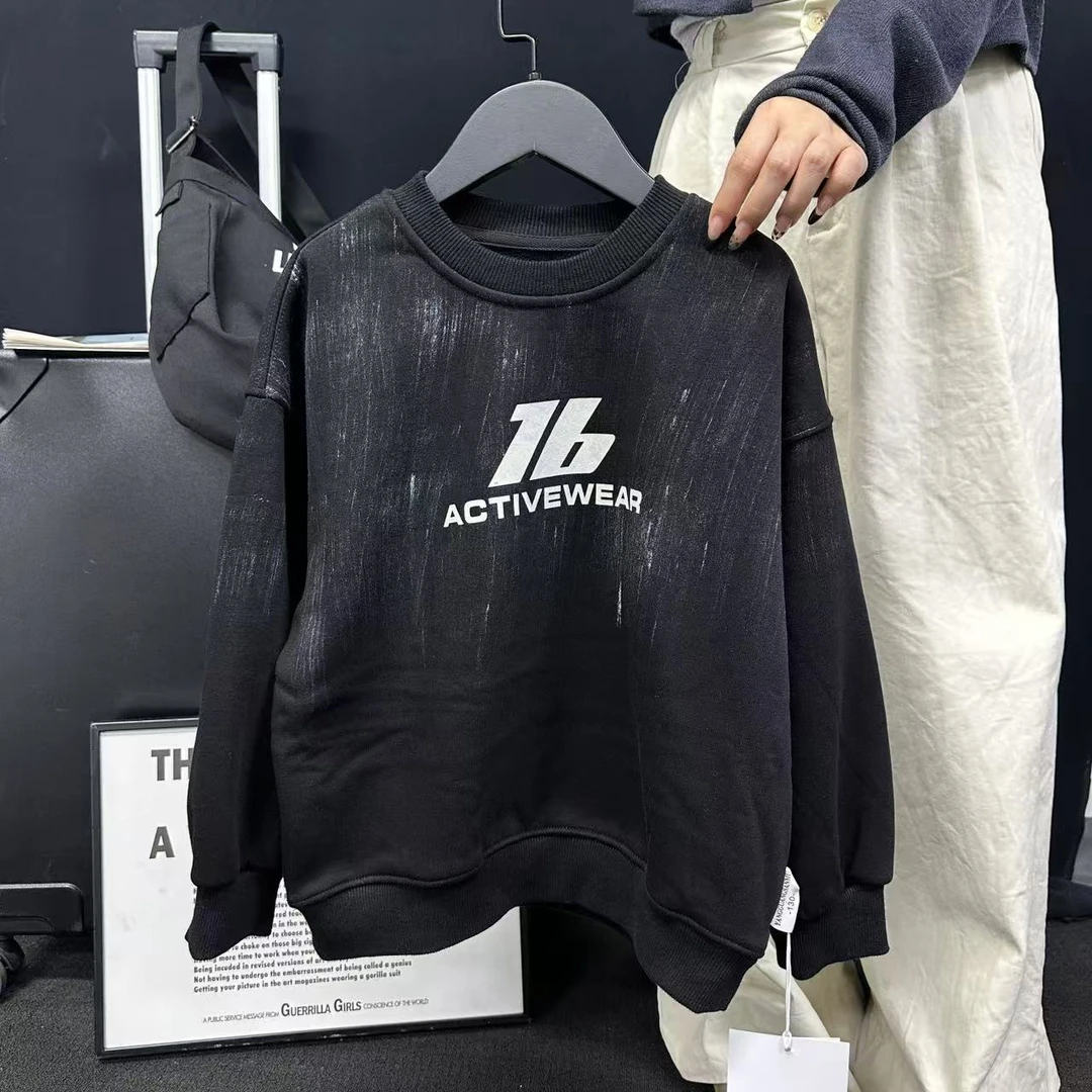 若大王时尚百搭童装字母休闲加绒卫衣 MC5818