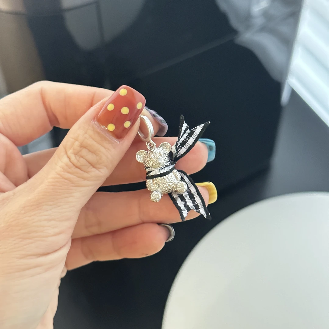 吊坠925银 ins风时尚简约百搭气质女飘带肌理小熊吊坠 3707