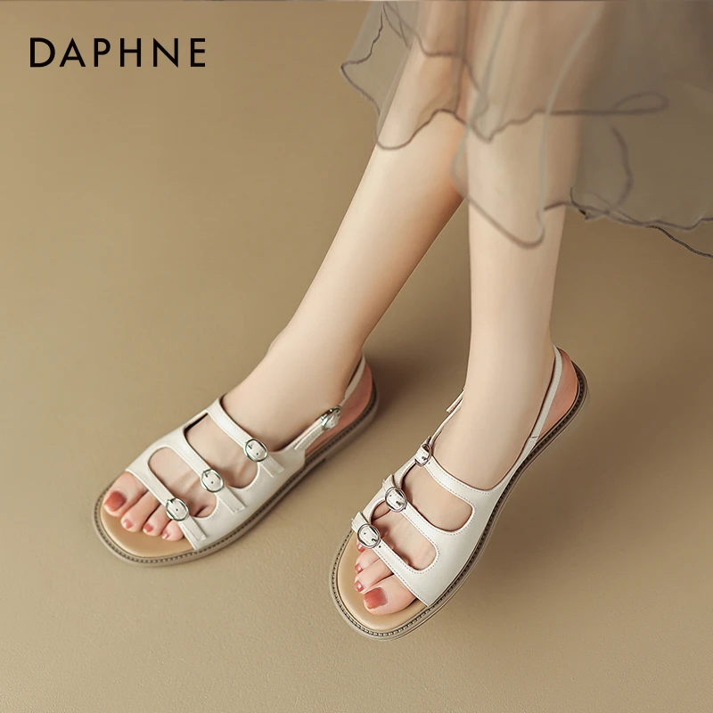 达芙妮平底罗马凉鞋女款2025新款夏季沙滩鞋真皮透气软底气质凉鞋