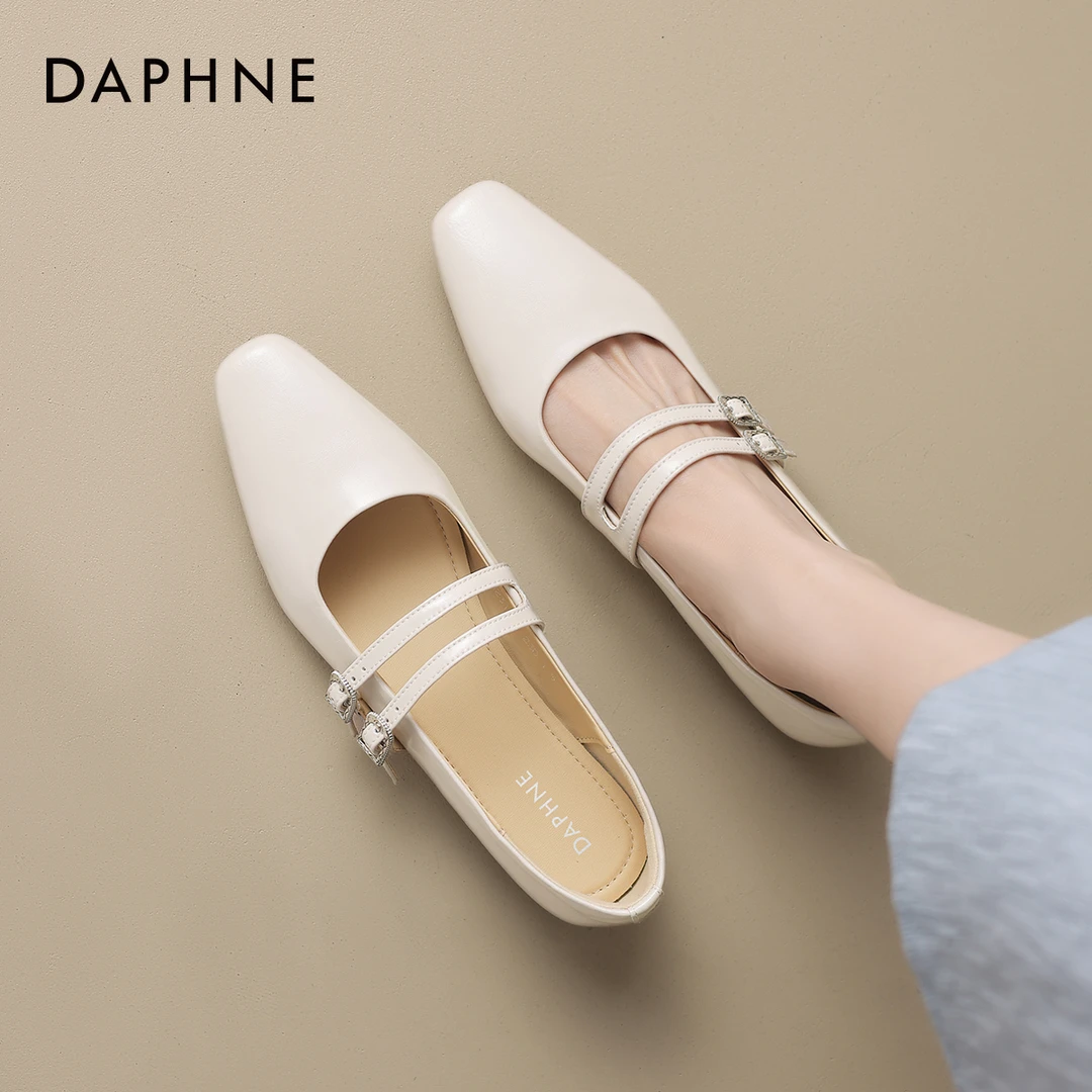 达芙妮平底玛丽珍女鞋2025新款秋季单鞋女春秋软底高级感皮鞋女款